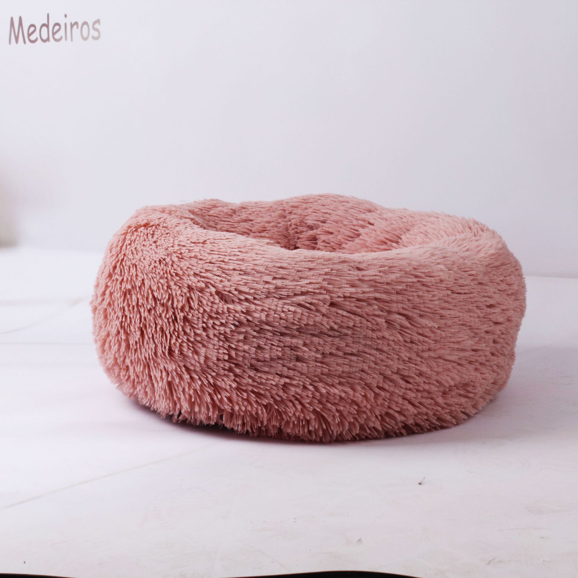 Luxury Plush Pet Nest Soft Warm Cozy Bed for Dogs & Cats