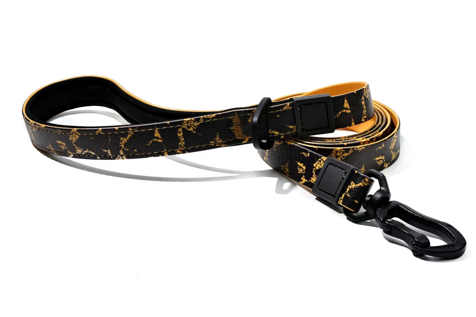 UV Printed Camouflage Embossed Pet Leash Set for Outdoor Use