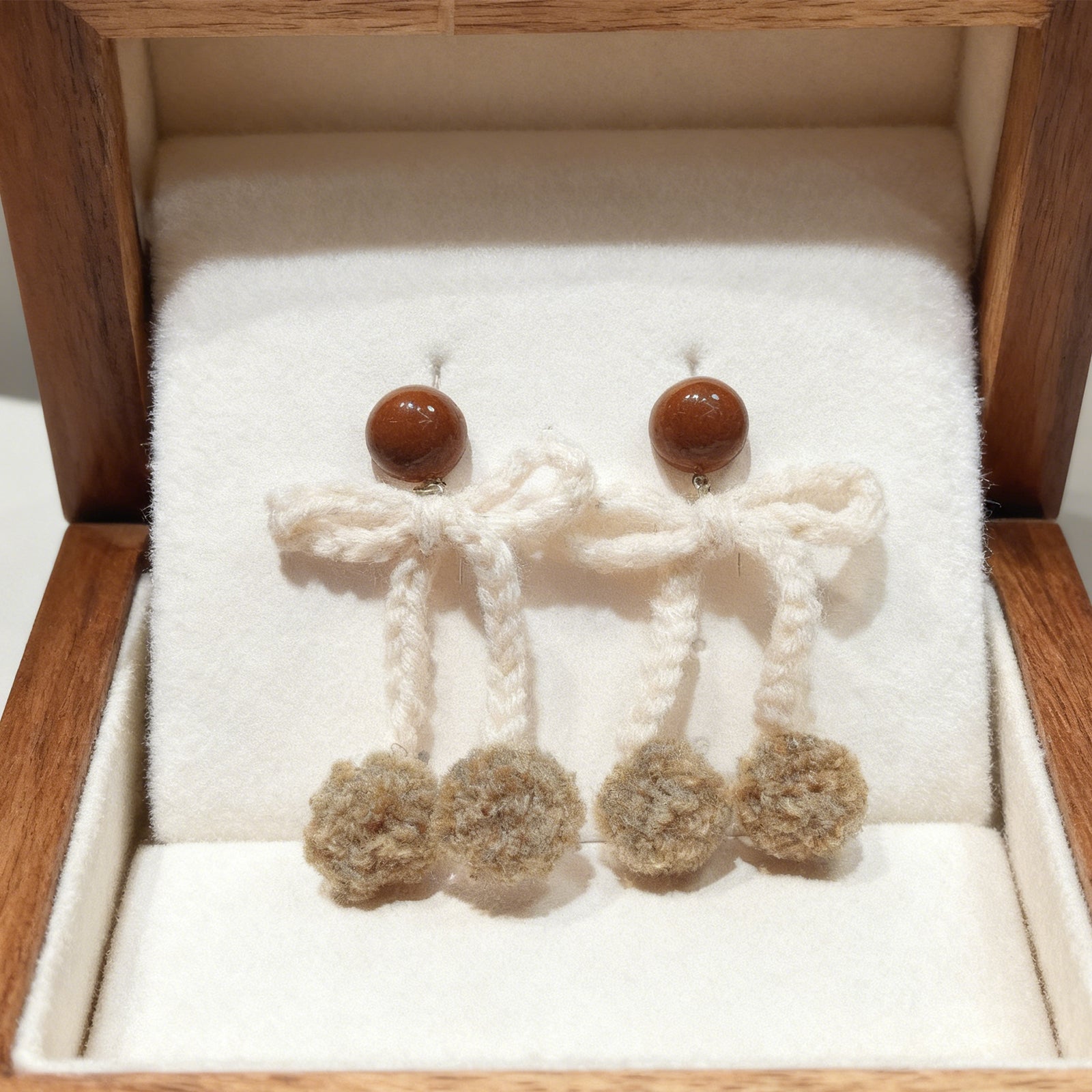 Luxury Bow Earrings Elegant Feminine Statement Jewelry
