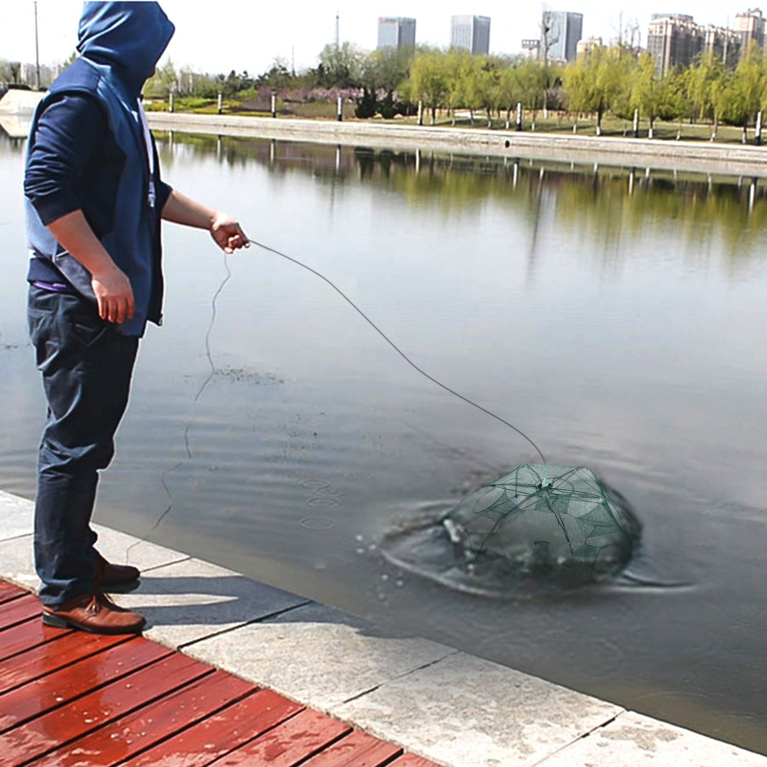 Portable 6-Sided Fishing Trap Net with 6 Holes Automatic