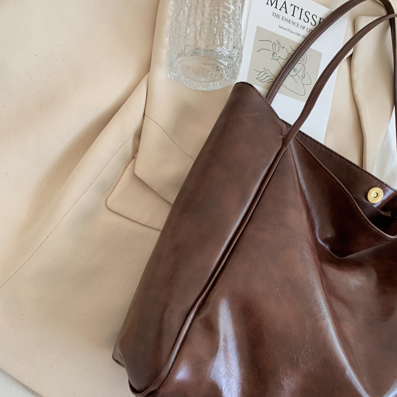 Retro Soft Leather Handbag Large Capacity Korean Style Shoulder Bag For Women