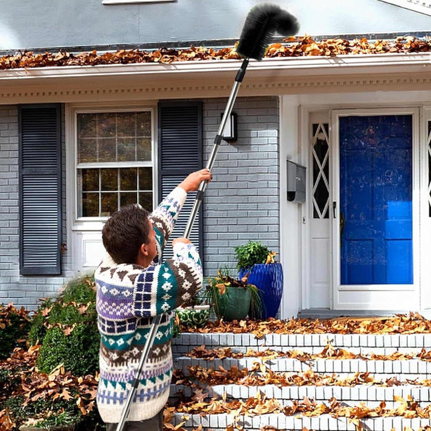 Powerful Gutter Cleaning Tool Extendable Brush Telescopic Pole