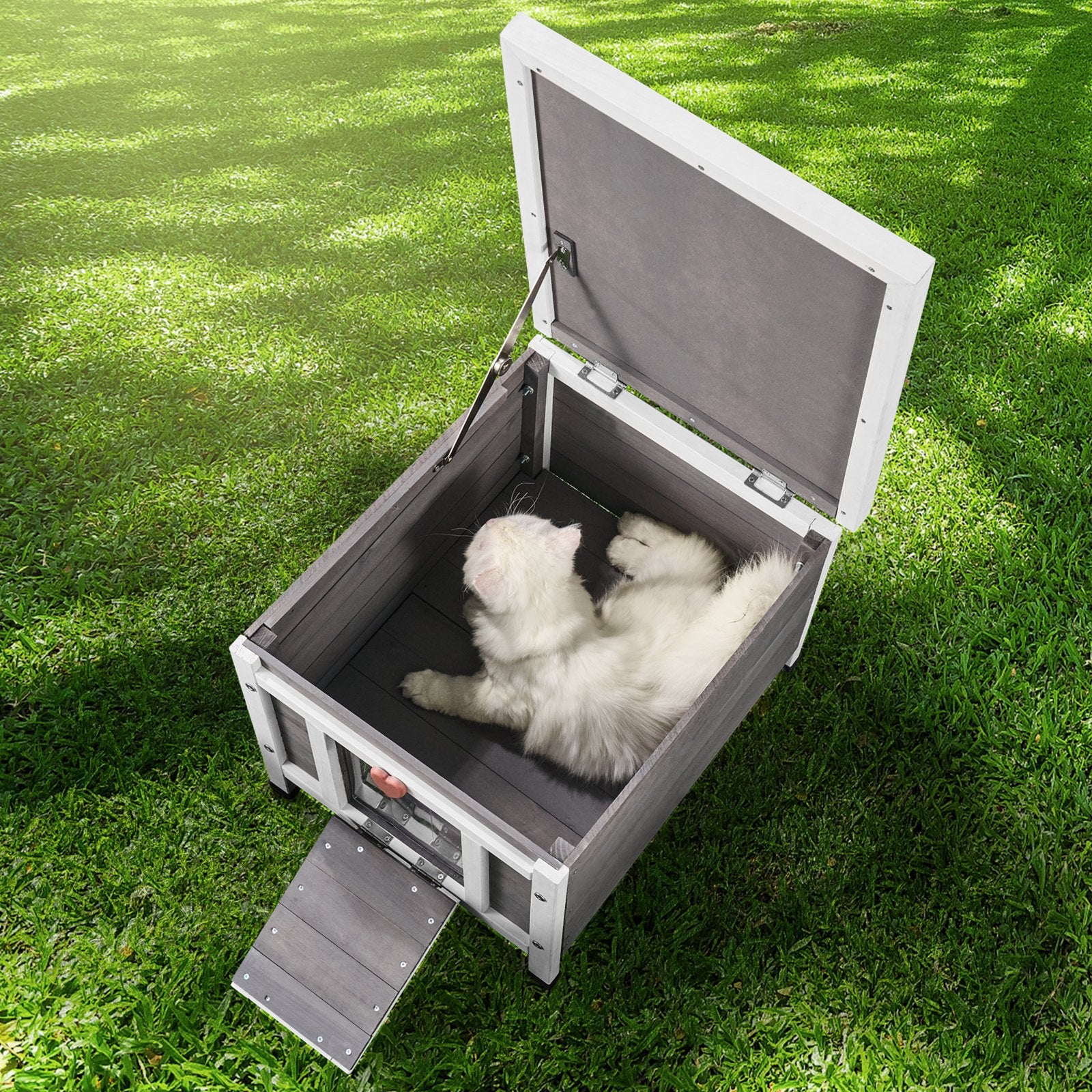 Durable Weatherproof Outdoor Cat Shelter with PVC Door Flaps