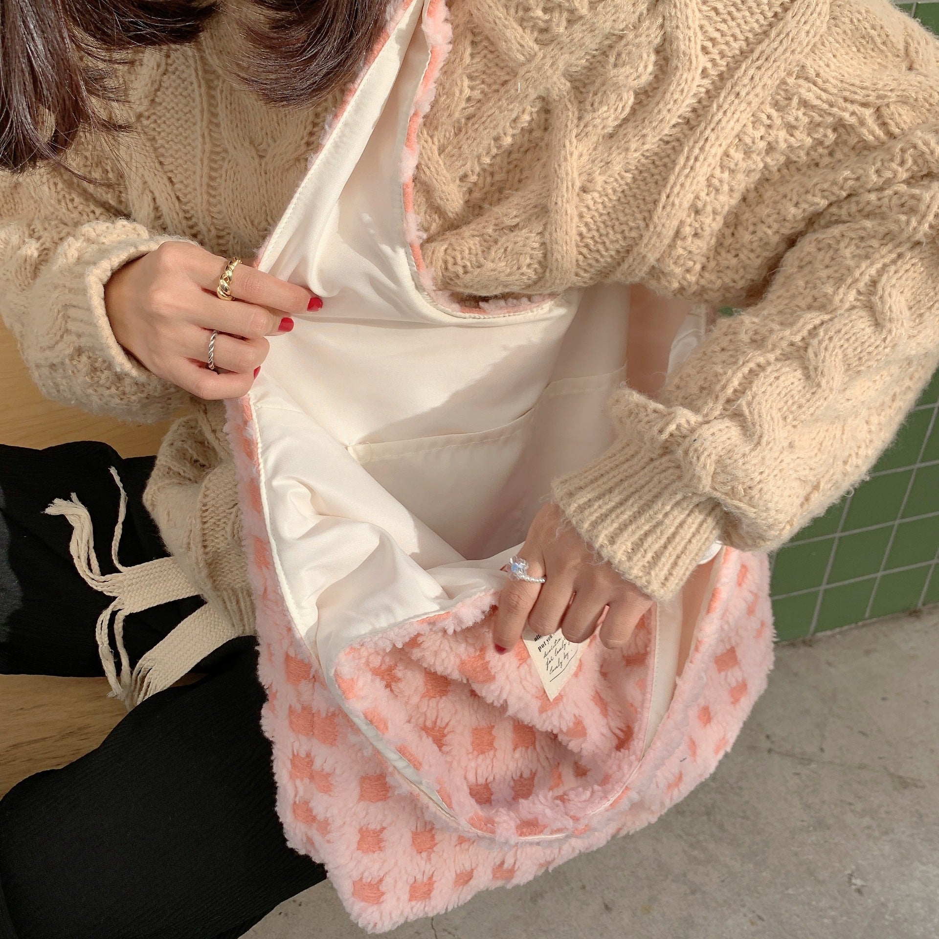 Large Capacity Waffle Flannel Tote Bag Minimalist Student Commute Style
