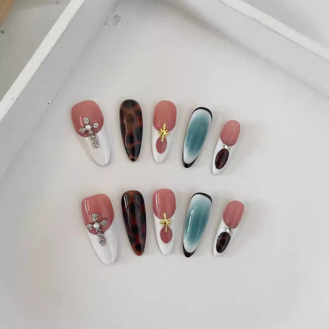 Autumn Winter Blooming Hand Painted Maillard White Long Handmade Nails