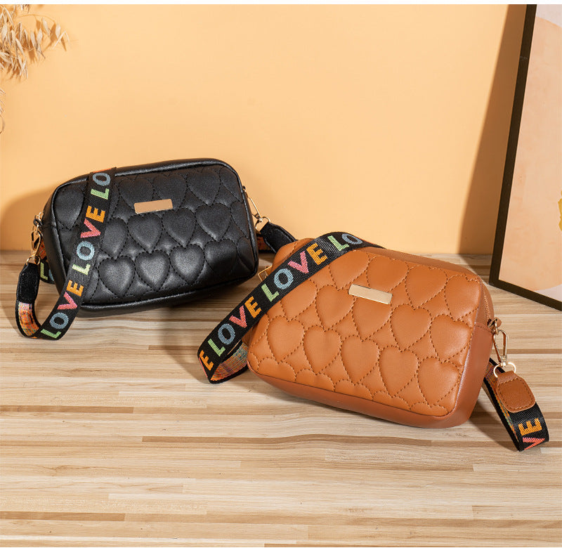 All Matching Casual Heart Embroidered Bag Stylish Women Shoulder Handbag