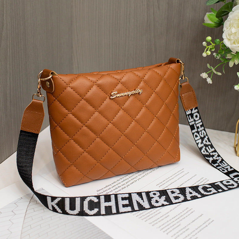 Small Women Messenger Bag Trend Embroidery Chain Shoulder Crossbody Purse
