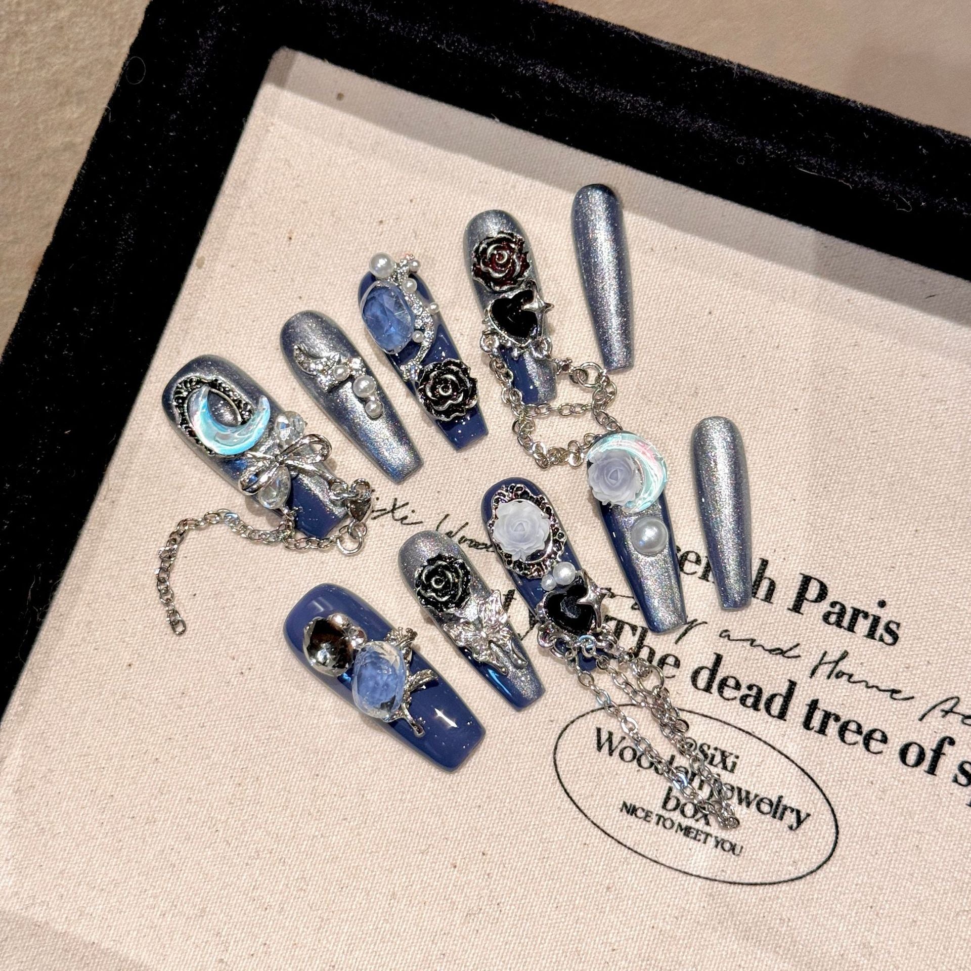 Non-Mainstream Hot Girl Blue Handmade Wearable Nails