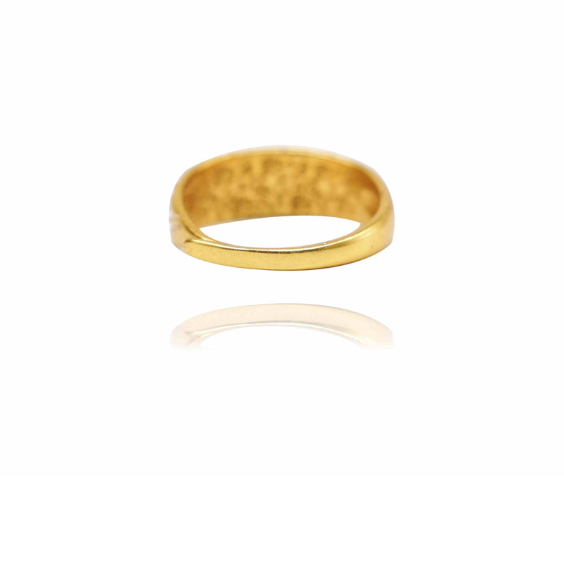 Luxury 24K Gold Dome Croissant Band Ring – Elegant Statement