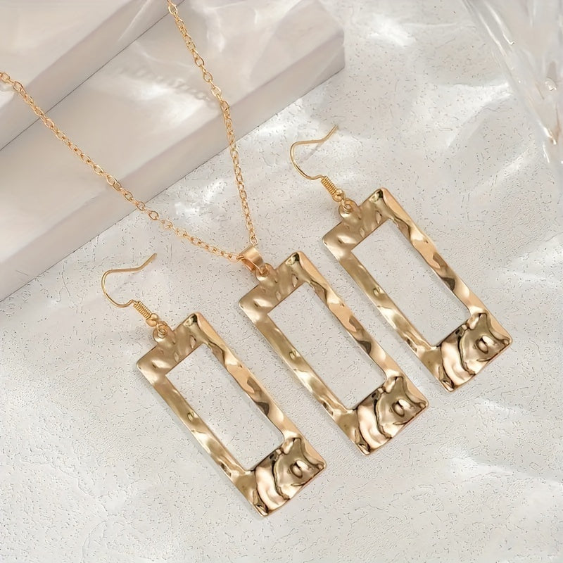 Luxury Hammered Geometric Jewelry Set – Eco Chic Necklace Set