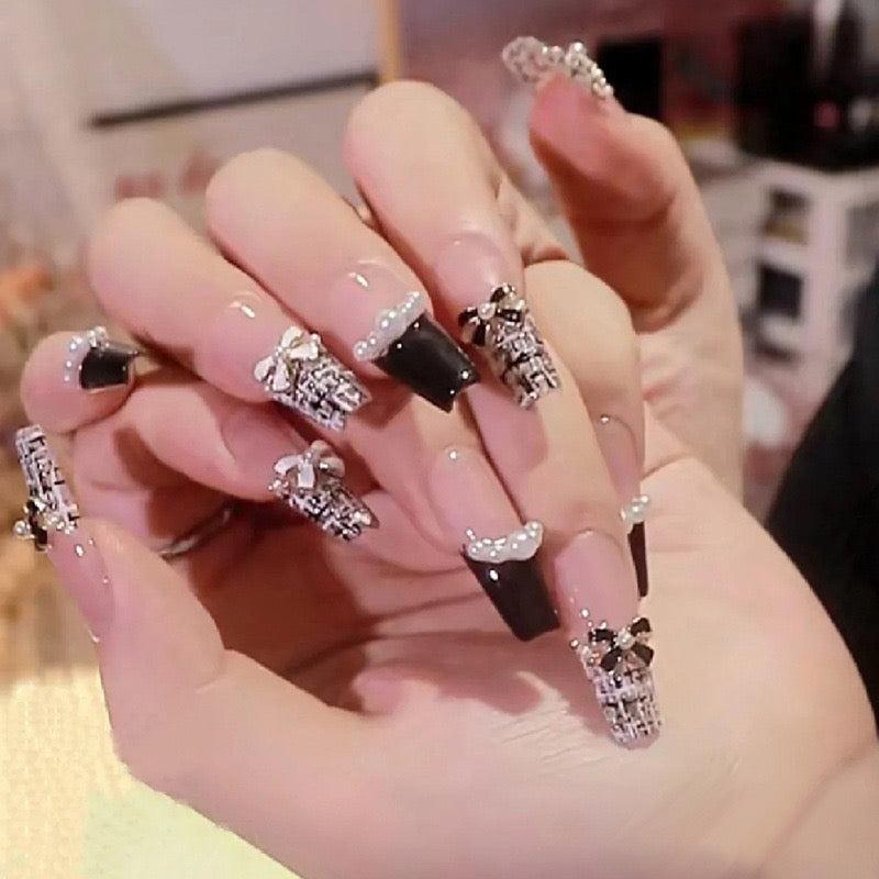 24PCS Black and White CC Long Square Press On Fake Nails